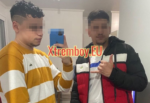 2 ENORMES BITES A ENCAISSER Pour passif motivé (1594 visites) Deux potes avec 2 énormes bites cherchent un passif soumis prêt à se faire méchamment péter le ... 2 ENORMES BITES A ENCAISSER Pour passif motivé
