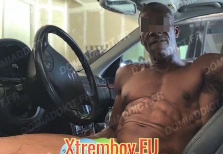 Exhib et/ou Voyeurisme (414 visites) Tu aimes les moments d'exhib et/ou de voyeurisme... MOI AUSSI. Je souhaiterai allier l'utile à l'ag... Exhib et/ou Voyeurisme