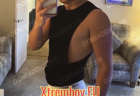 Jeune homme pour fantasme (146 visites) Bonjour/bonsoir, Je suis un jeune homme européen en debut trentaine, bien entretenu, au physique ag... Jeune homme pour fantasme
