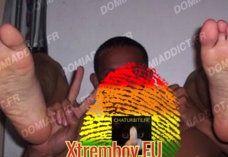 Qui sur Bagnolet pour me travailler le cul ? Fist addict (124 visites) Mec, passif, mais pas inactif, maso 77 kg, cherche de bonnes pognes pour parties de cul très chaude... Qui sur Bagnolet pour me travailler le cul ? Fist addict