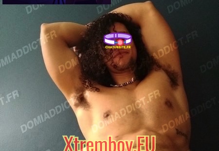 Fan de bondage en Bretagne (6 visites) J'aime être solidement attaché avec des cordes et bâillonné avec un bâillon gode en cuir, des p... Fan de bondage en Bretagne